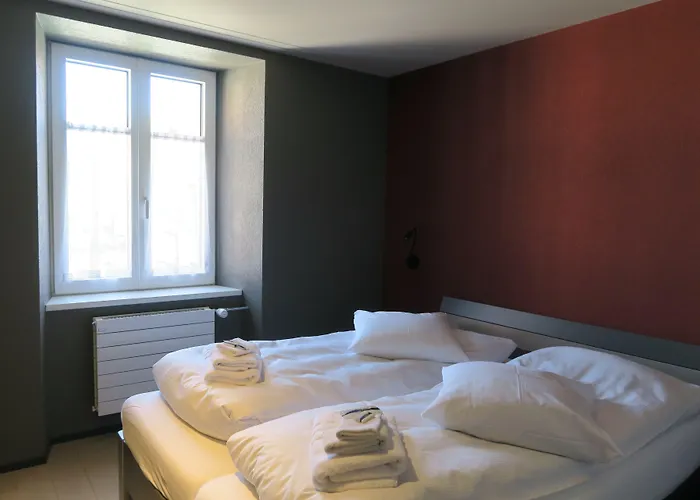 Hotel Hotel-de-ville De 3*