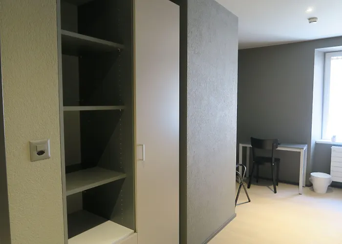 Hotel-de-ville De 3*