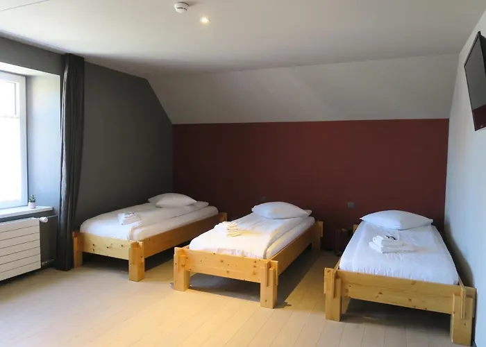 Hotel-de-ville De 3*