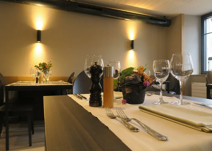 Hotel-de-ville De Hotel 3*